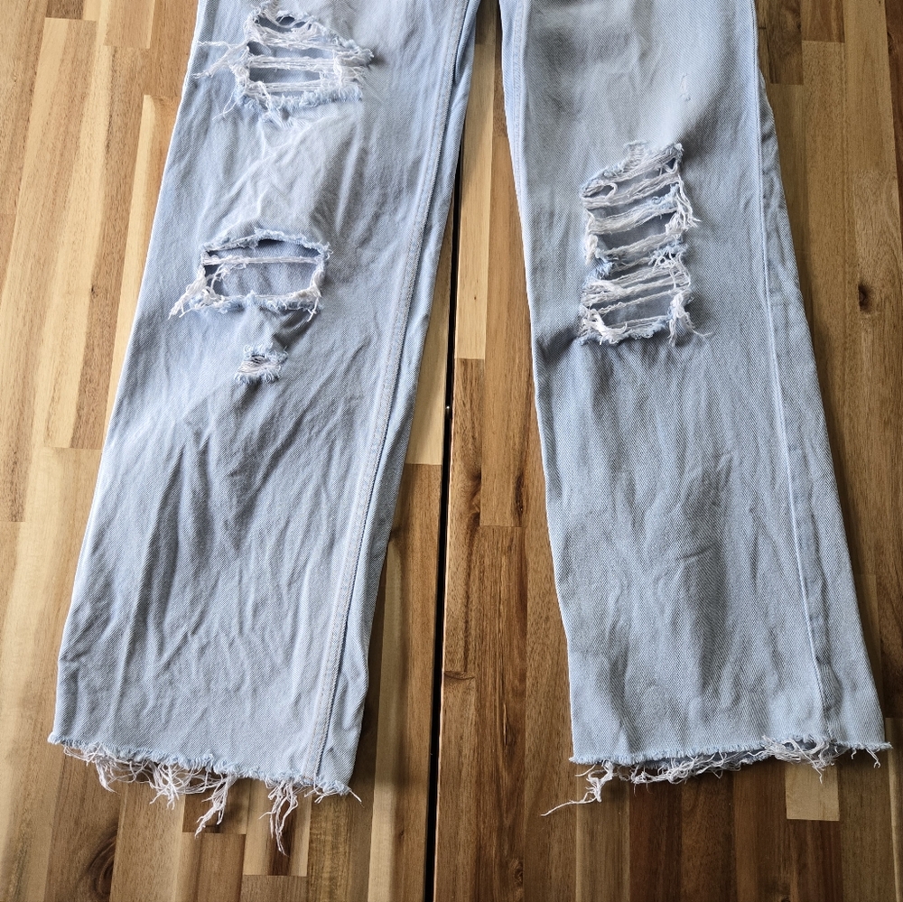 Denim & Co. Women's Ripped Wide Leg Light Blue Jeans Distressed Pockets Size 2 - Picture 4 of 14